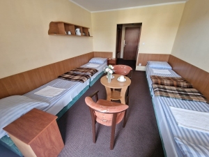 Pokój 4 os. z łazienką i balkonem